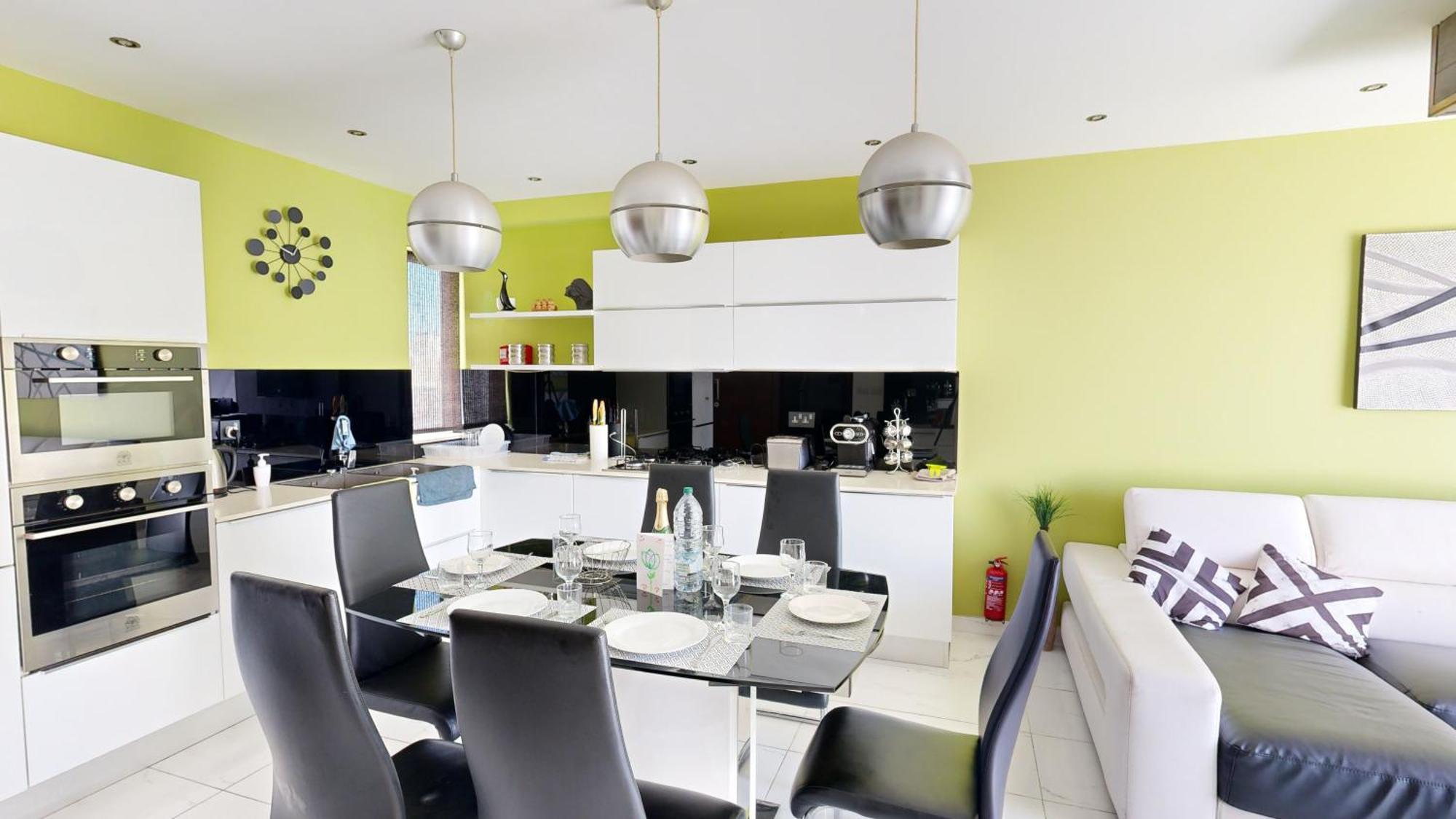 Amazing Spacious Apartment With Bbq & Jacuzzi Saint Julian's エクステリア 写真